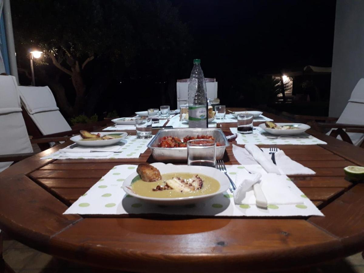 Punta Bianca Suite & Home Experience อากริเจนโต ภายนอก รูปภาพ